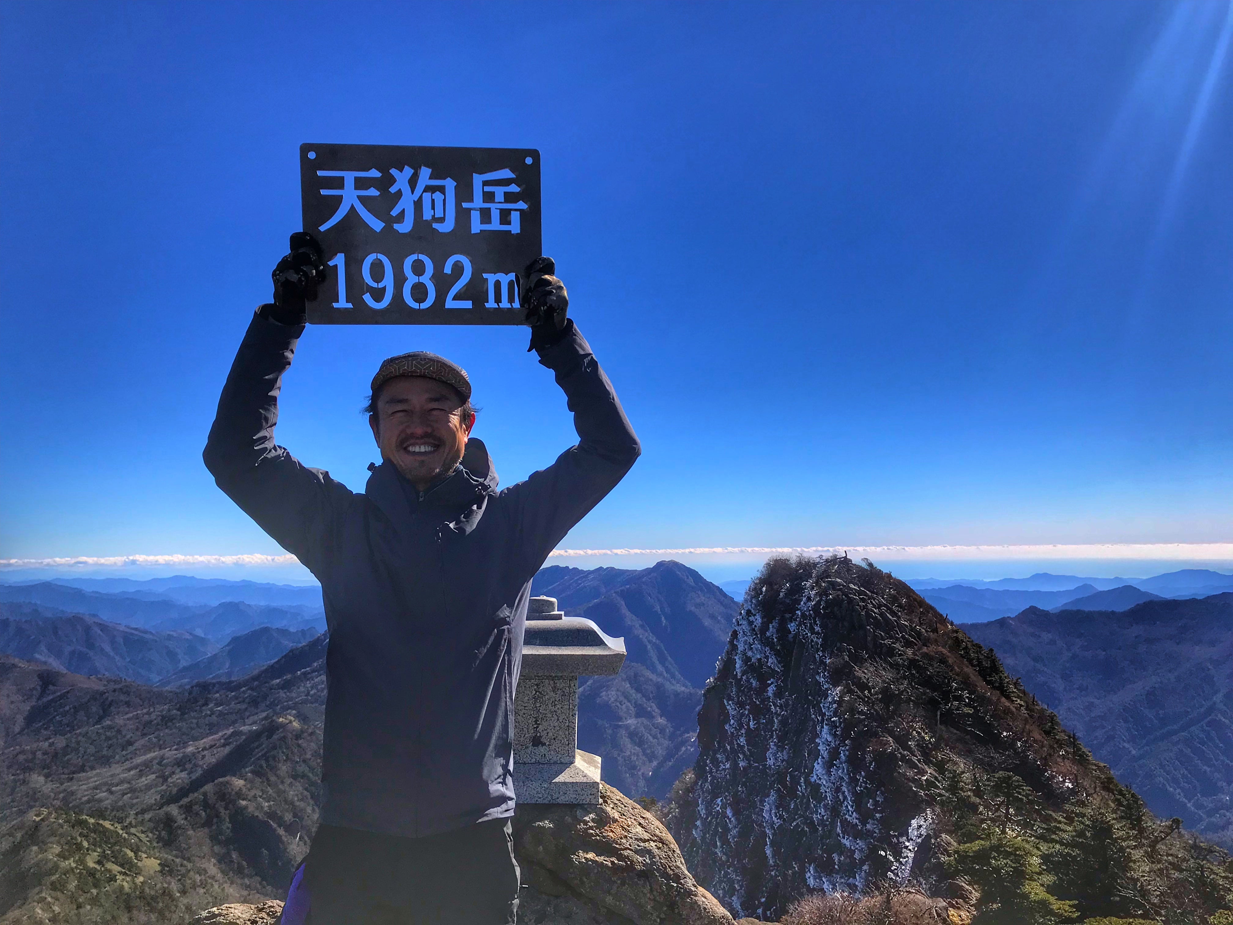 週末は西日本最高峰の「石鎚山」へ