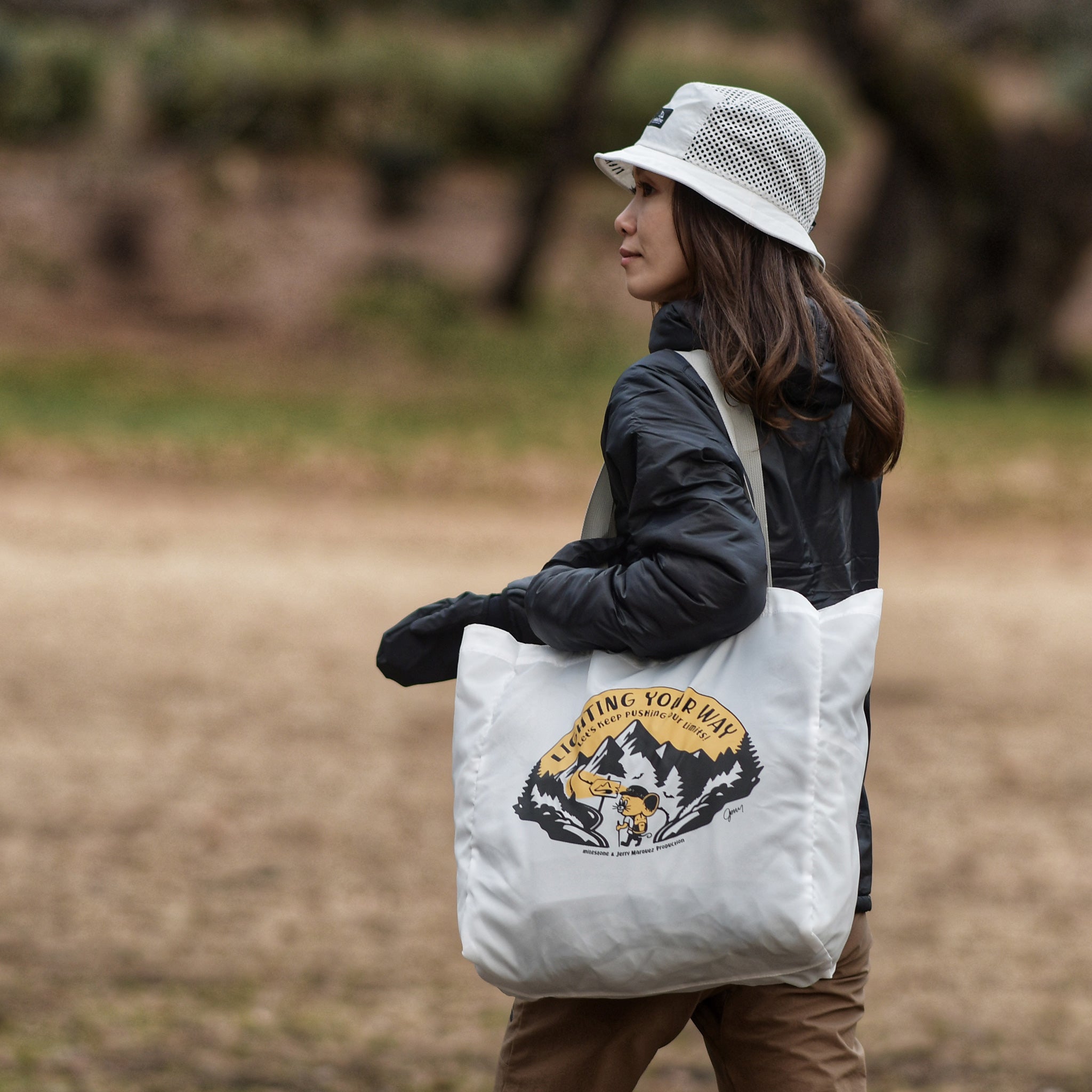 3/25 (水) 8:00発売【milestone & Jerry Marquez production】Market tote 25L "Let's Keep Pushing Our Limits!"